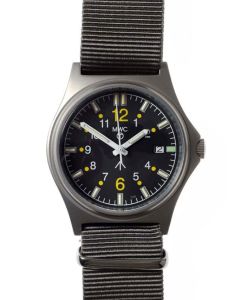 G10SL MKV 100m Water Resistant with GTLS Tritium Light Sources front on