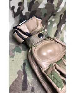 UKOM MOLLE T Bar Glove Hanger - POP Stud Closure