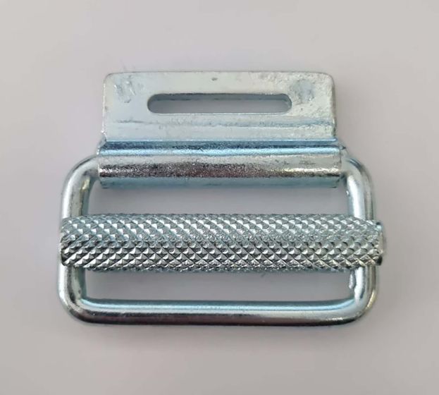 Roll-pin-belt-buckle