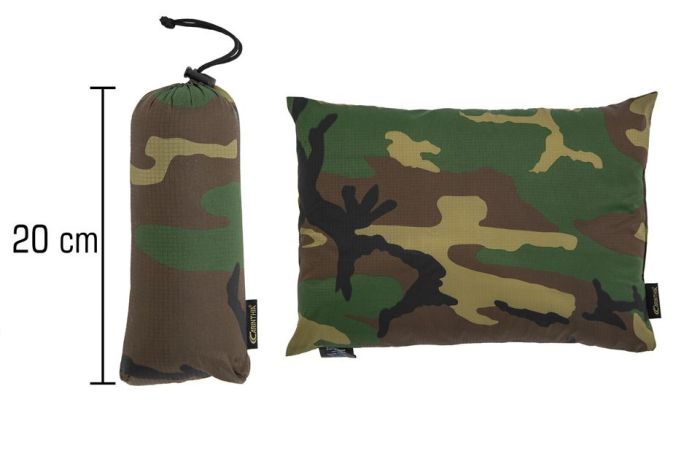 Carinthia-Woodland-Travel-Pillow-Main-View